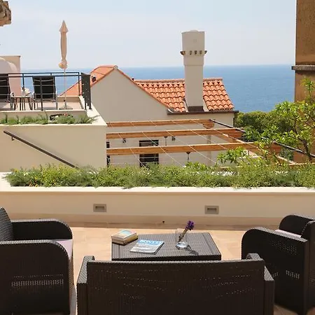 White & Co And Апартаменты