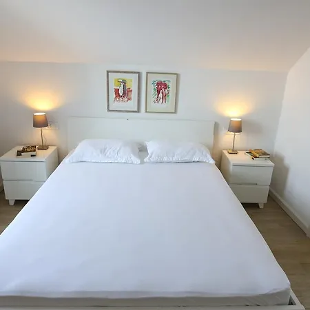 Appartamento White & Co And Ragusa