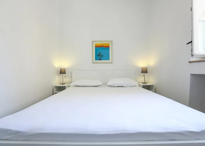 Διαμέρισμα White & Co And