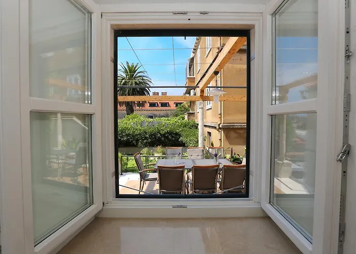 شقة White & Co And *