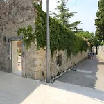 White & Co And Apartmán Dubrovník