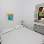 White & Co And Apartmán Dubrovník