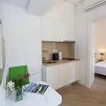 White & Co And * Дубровник