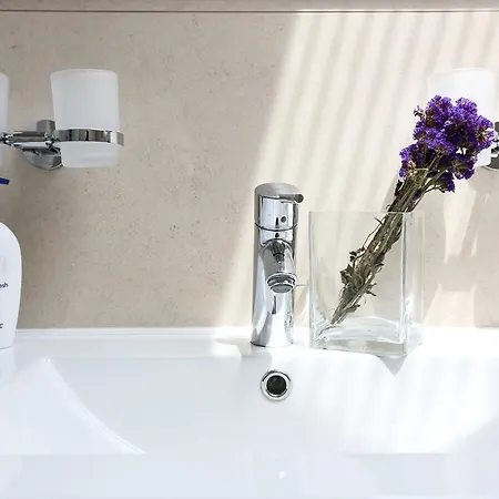 White & Co And Apartment