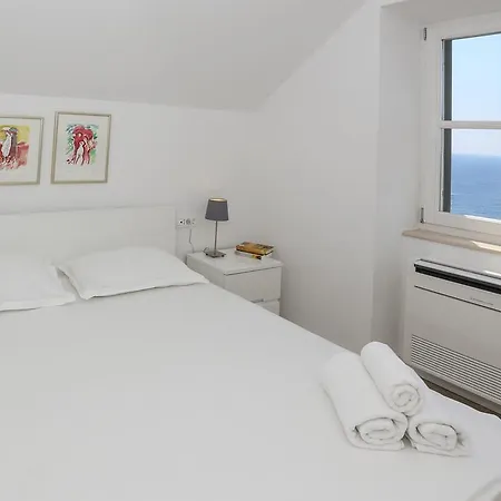 White & Co And Appartement *