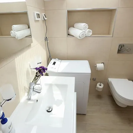 White & Co And Appartement