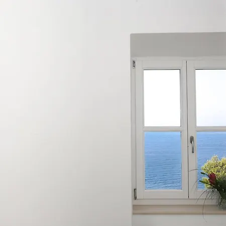 Appartement White & Co And *